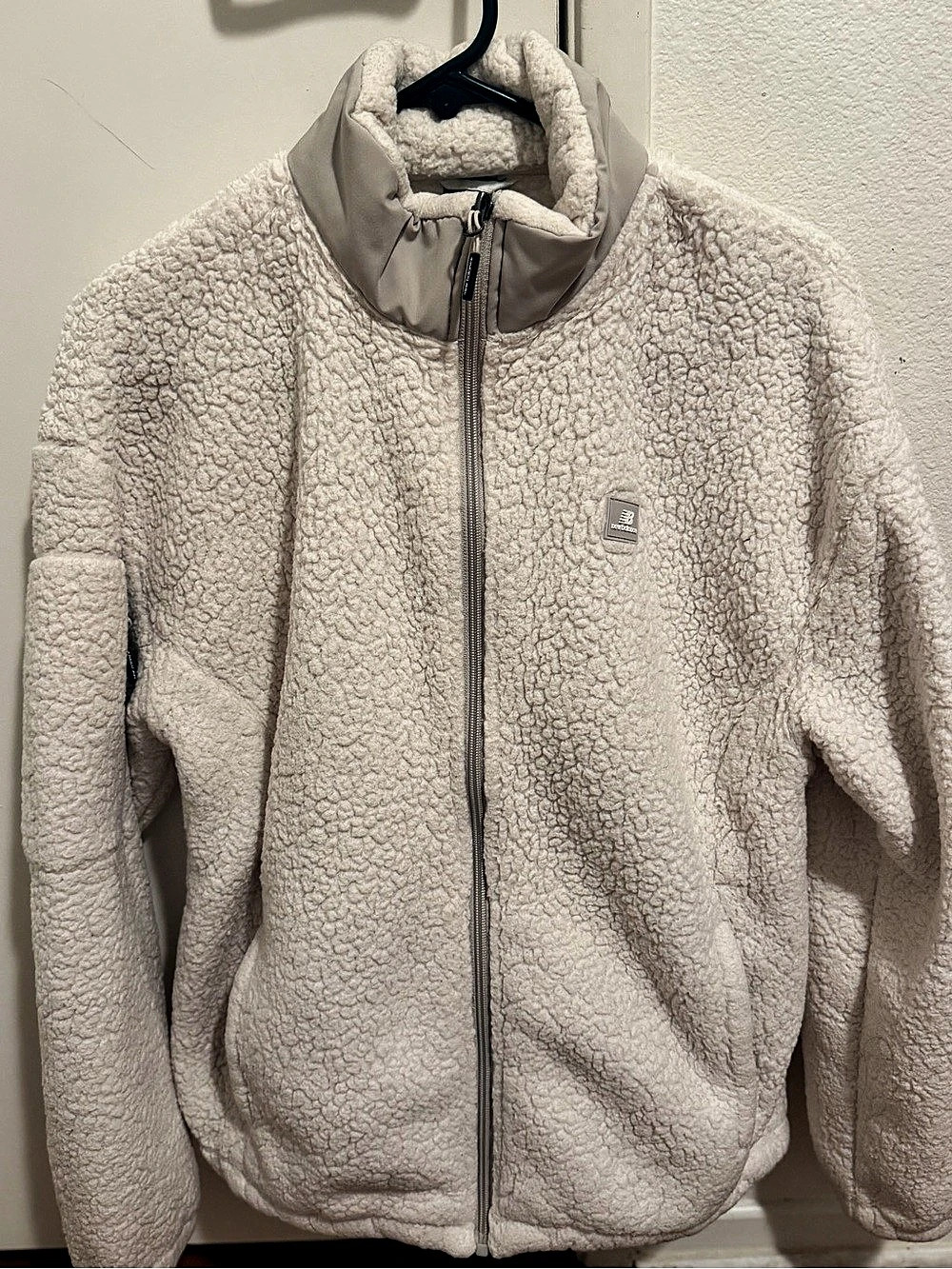 New Balance Cream Teddy Fleece Jacket Size Medium